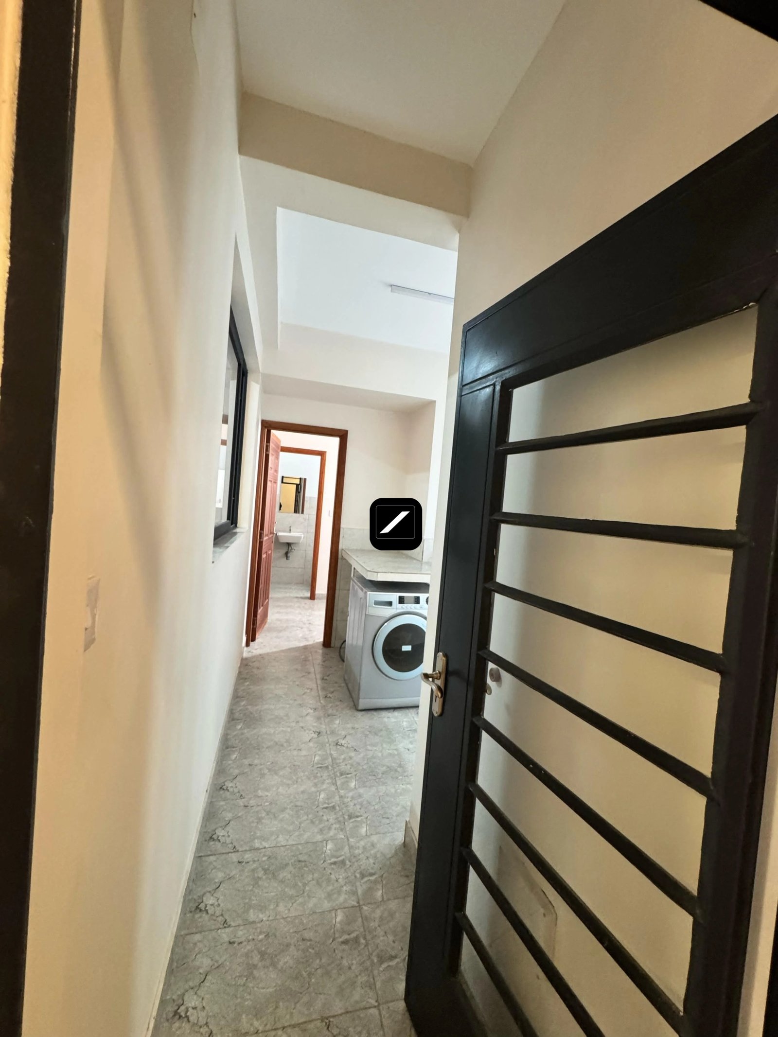 WhatsApp-Image-2025-04-10-at-10.13.30-AM