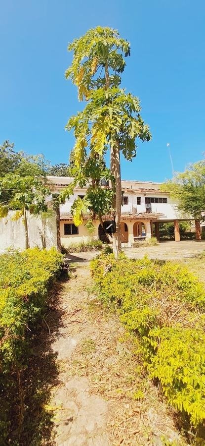 b25dff13-51a4-4a12-8450-e59f14864df7