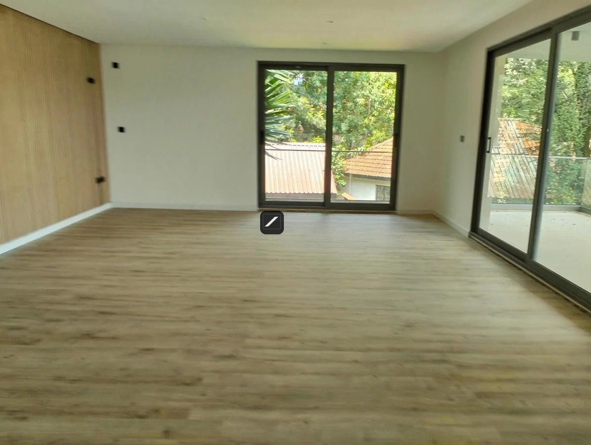 imgi_27_32d9fd8d-6125-44e1-a717-8807bc79d290