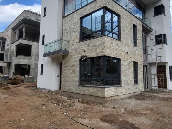 Imgi 28 81bab7cf d905 4470 a47f 5caec06c0635