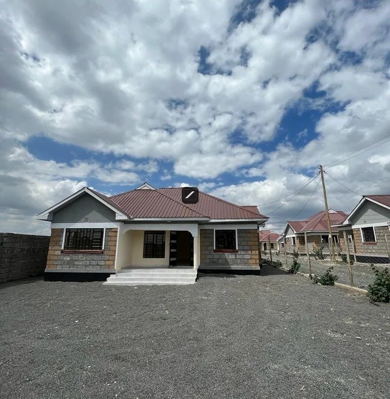 imgi_2_WhatsApp-Image-2023-05-18-at-15.42.45-1-768×785