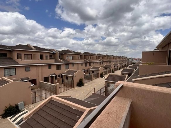 Imgi 2 WhatsApp Image 2025 02 27 at 9.09.24 AM2 960x785