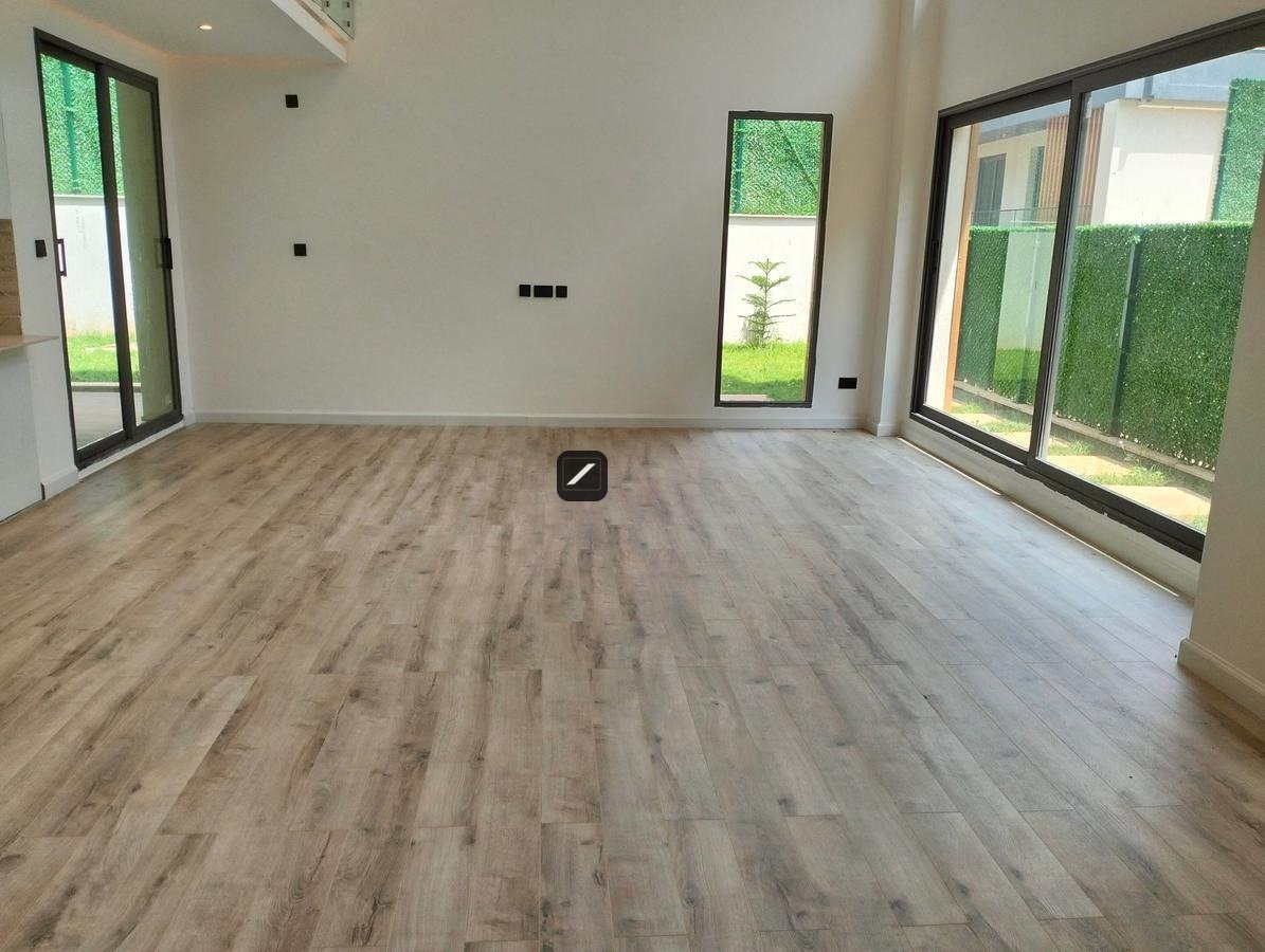 imgi_30_da13b5c2-42ef-445e-b78b-4e6969038a81