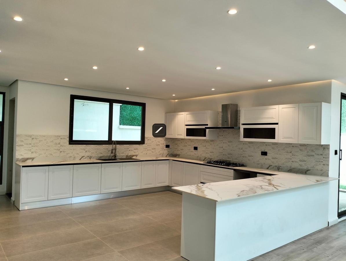 imgi_31_b5123afc-4c53-4d2d-a42a-033670cde672