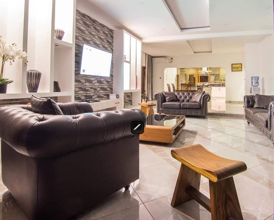 imgi_32_WhatsApp-Image-2024-03-05-at-12.52.31