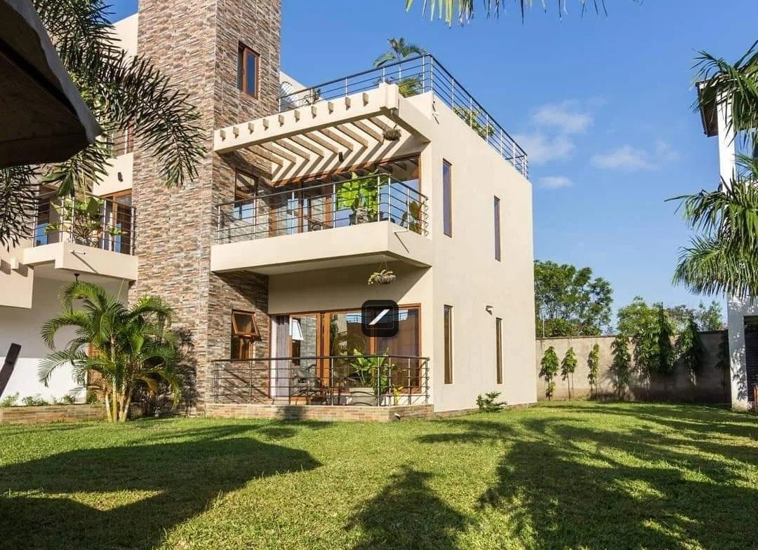 imgi_35_WhatsApp-Image-2024-03-05-at-12.52.37-1-1080×785