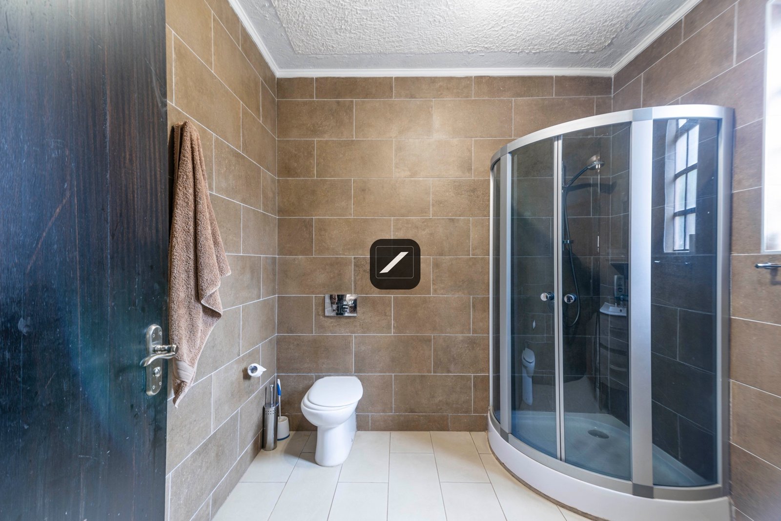 imgi_134_2022905_H_46