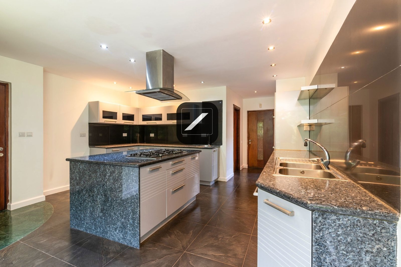 imgi_56_2187784_H_24