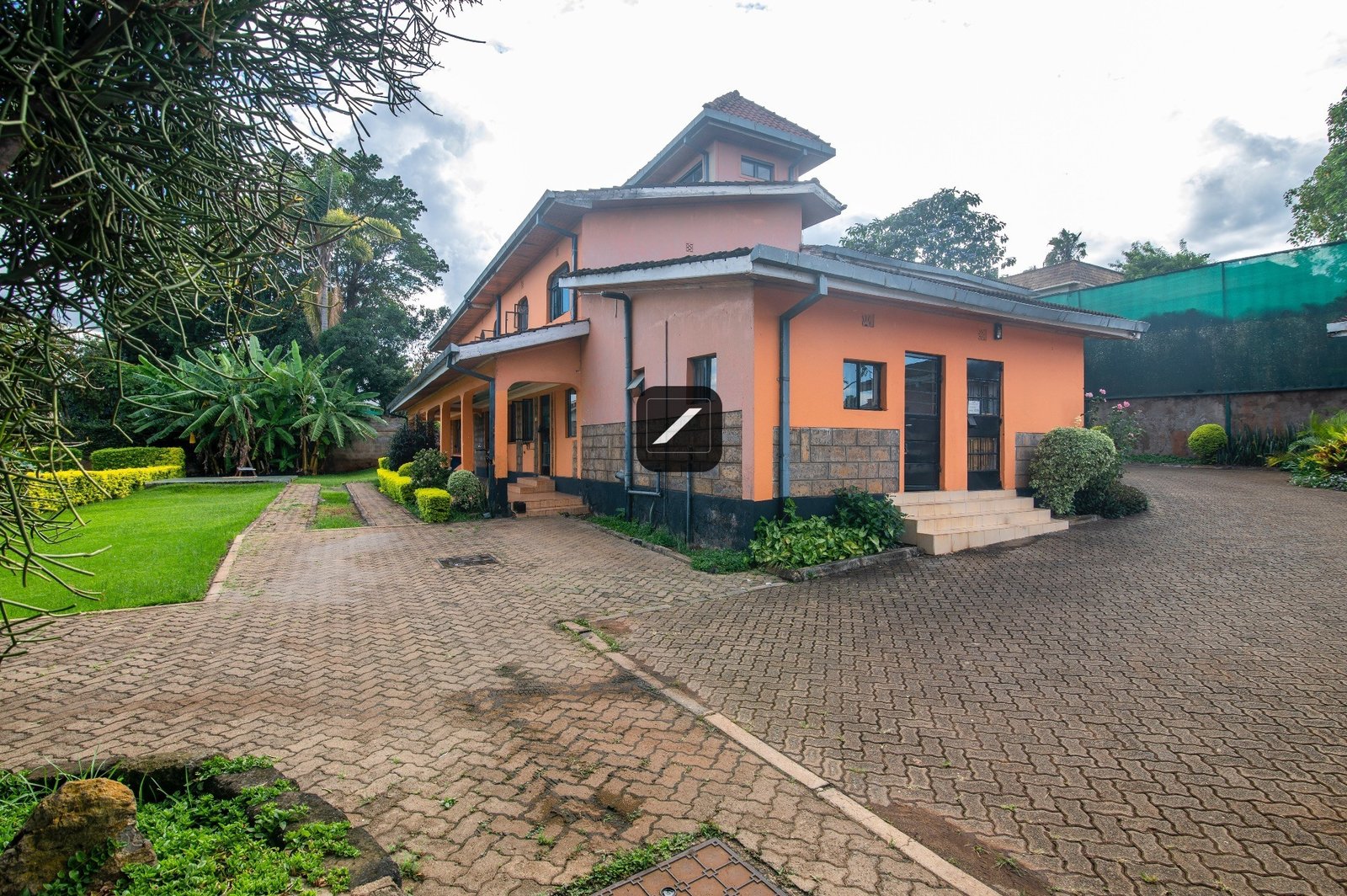 imgi_65_2078448_H_10