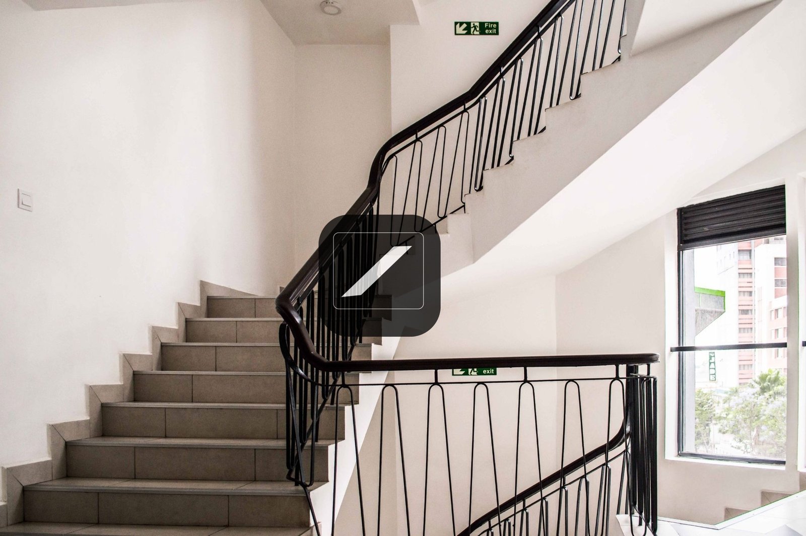 imgi_78_2101462_H_28