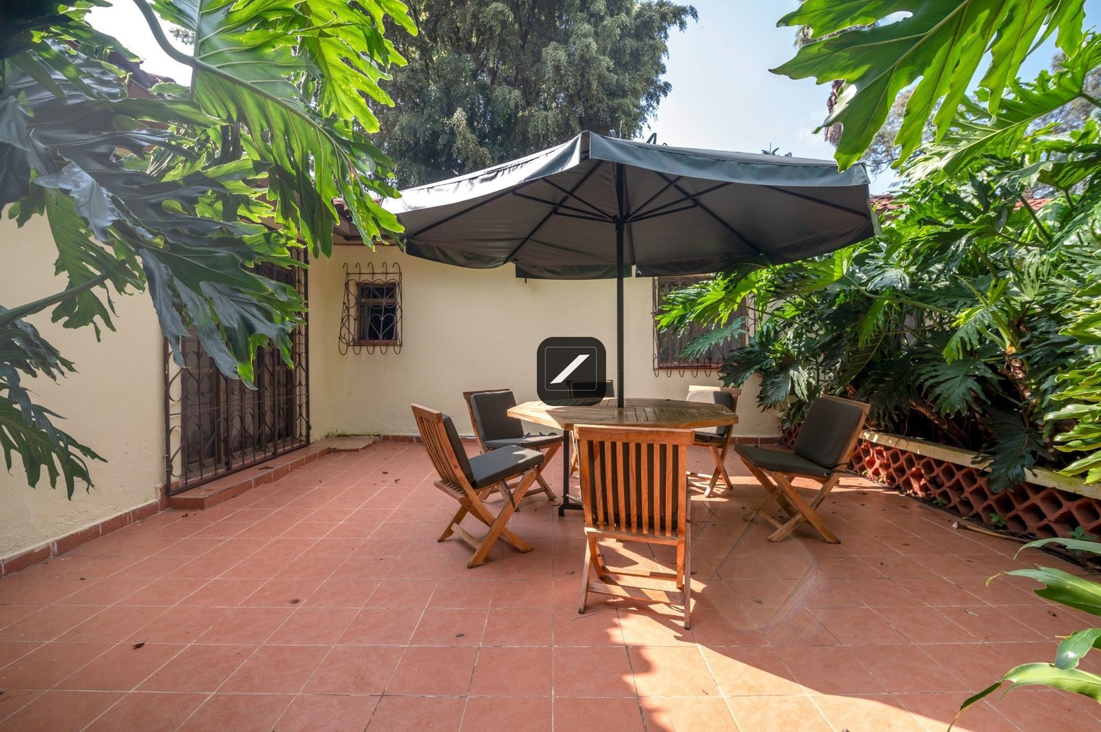 imgi_98_2127902_H_33