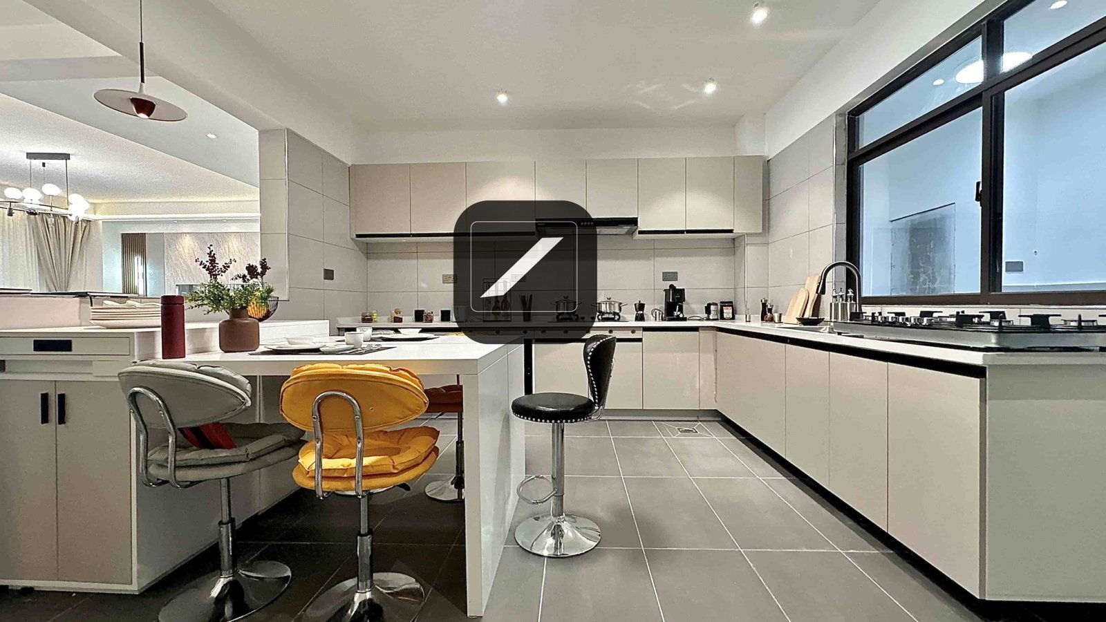 imgi_20_1697276616_Comfy Kitch