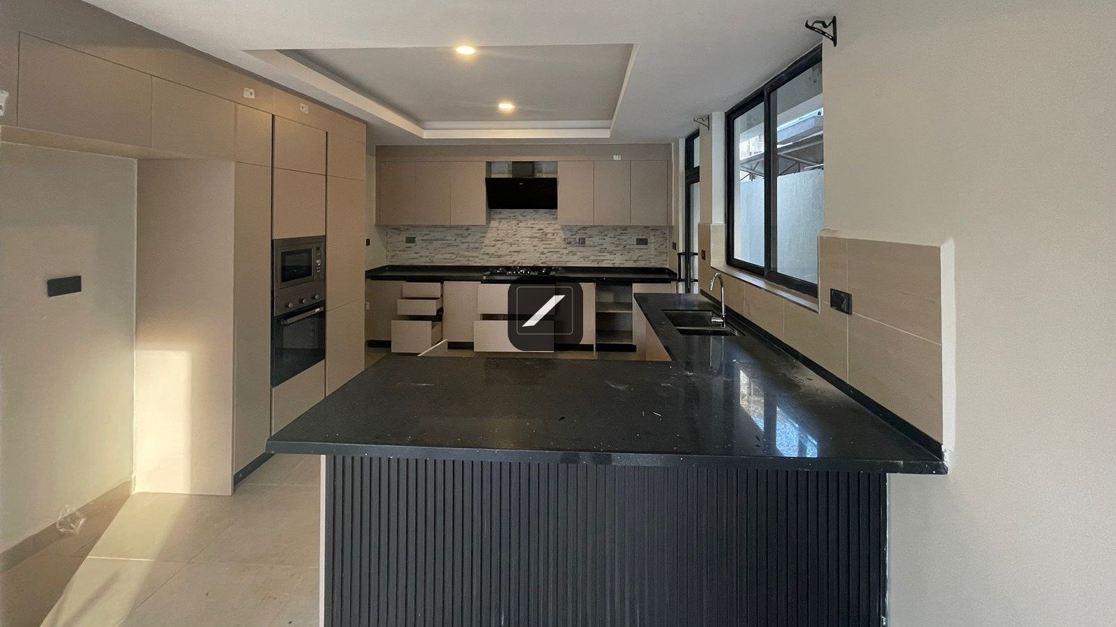 imgi_6_1687343957_1681134351_WhatsApp Image 2023-04-10 at 16.32.50 (1)