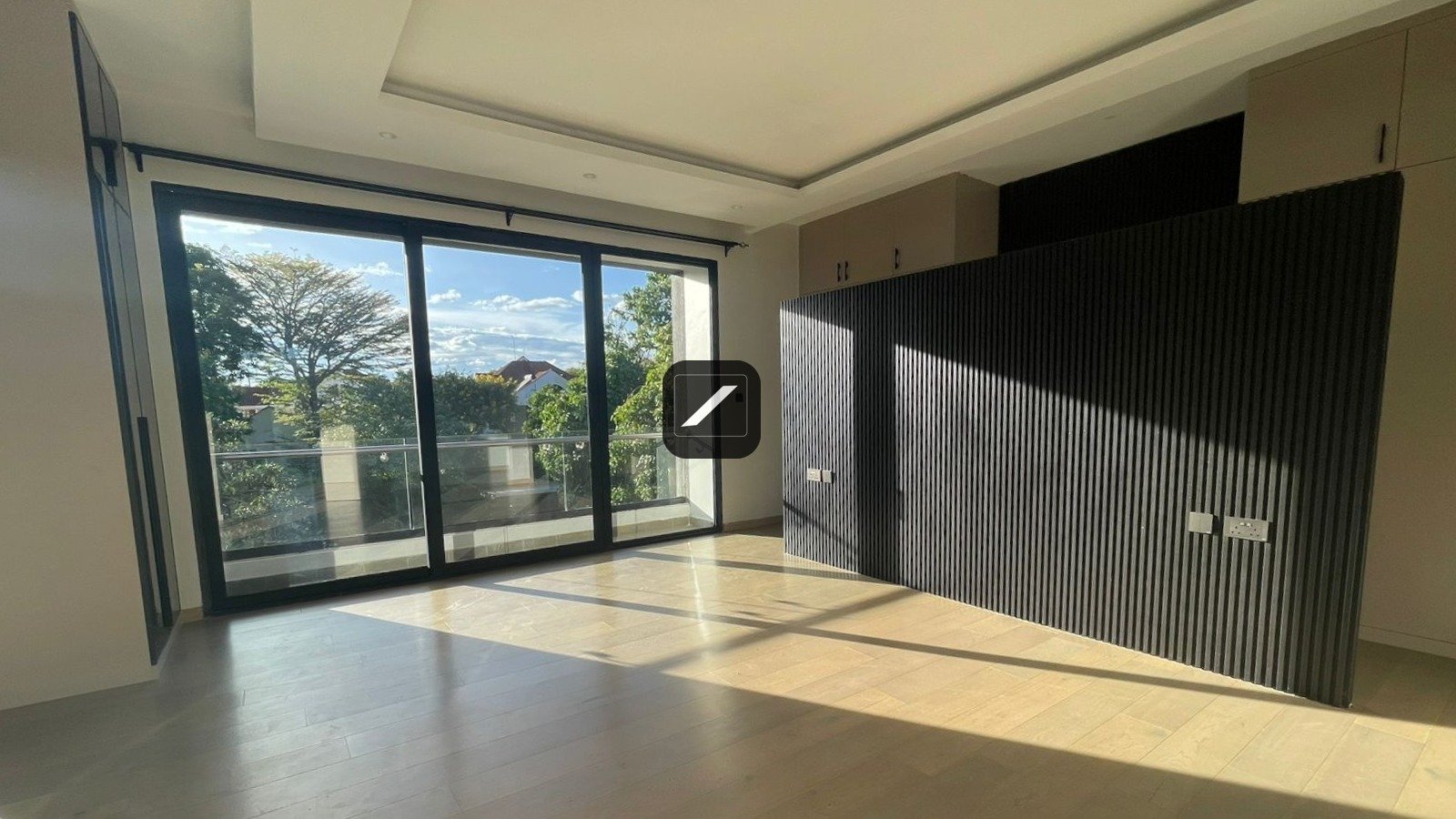 imgi_7_1687343957_1681134351_WhatsApp Image 2023-04-10 at 16.32.52 (3)